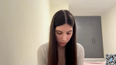 Vivien online show from 03-01-26, 12:07