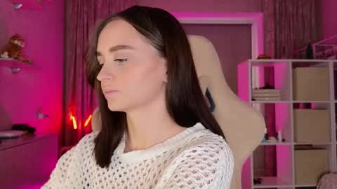 Eva online show from 03-05-25, 02:36