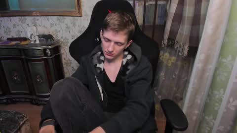 Dimoooooon online show from 01-17-25, 09:28