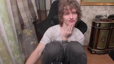 Snapshot of vince__dice chatting on 03-02-26, 09:32 Dimoooooon online show from 03-02-26, 09:32