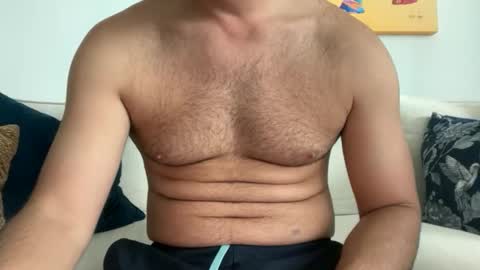 Snapshot of vincee2 chatting on 10-25-25, 02:02 vincee2 online show from 10-25-25, 02:02