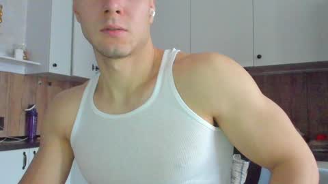 Snapshot of vincent_o chatting on 01-17-25, 08:45 Vincent. uncut 18cm online show from 01-17-25, 08:45