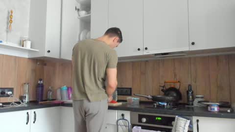 Snapshot of vincent_o chatting on 02-05-25, 08:54 Vincent. uncut 18cm online show from 02-05-25, 08:54