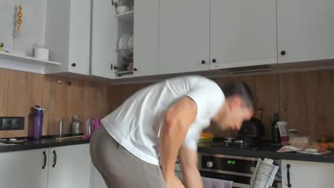 Snapshot of vincent_o chatting on 02-14-25, 07:59 Vincent. uncut 18cm online show from 02-14-25, 07:59