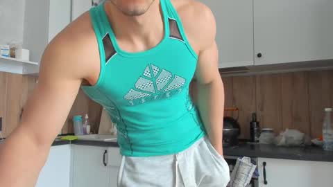 Snapshot of vincent_o chatting on 02-19-25, 07:39 Vincent. uncut 18cm online show from 02-19-25, 07:39