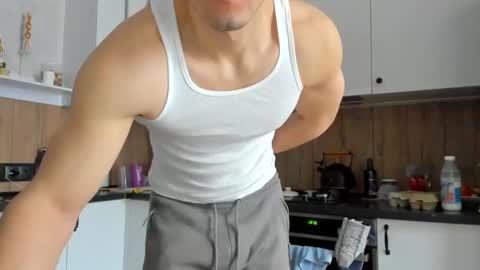 Snapshot of vincent_o chatting on 03-01-25, 08:45 Vincent. uncut 18cm online show from 03-01-25, 08:45