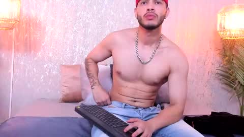 Vincent online show from 09-18-25, 04:47