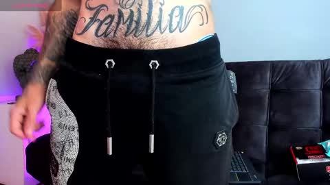 Snapshot of vincentsartori chatting on 10-26-25, 04:46 Vincent Sartori online show from 10-26-25, 04:46