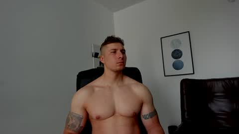 vincentt98 online show from 08-04-26, 12:19