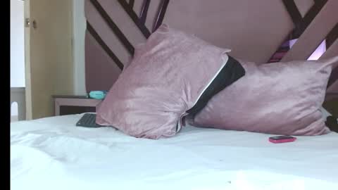 Snapshot of vinitryjhonson chatting on 03-13-26, 01:29 vinitryjhonson online show from 03-13-26, 01:29