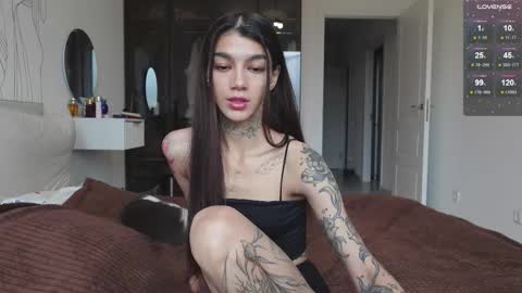 vinkitinkii online show from 10-10-25, 07:07