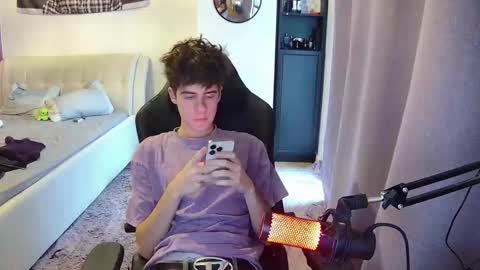 vinnie online show from 11-28-25, 07:11