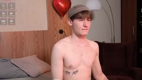 Snapshot of vinsant_x chatting on 05-14-26, 08:21 Vinsant online show from 05-14-26, 08:21