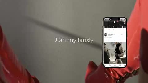 Diva Silvia online show from 11-24-25, 05:45