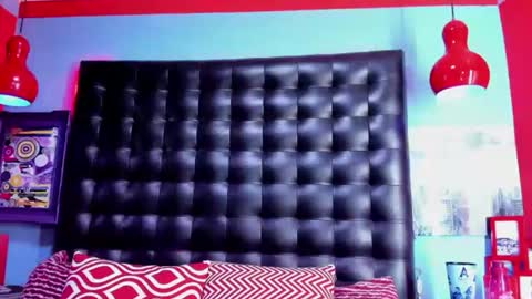 Snapshot of vinzenzrizzo chatting on 07-17-26, 04:30 ---Vinzen--- online show from 07-17-26, 04:30
