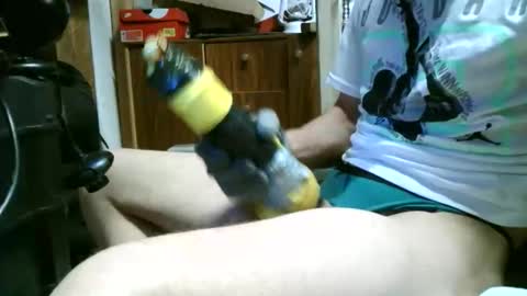 Snapshot of vinziiiii chatting on 03-08-26, 05:00 Vinz online show from 03-08-26, 05:00