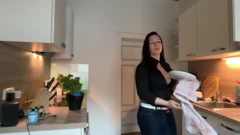 Vio online show from 03-14-26, 09:26