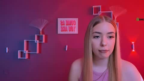 viola_sweet_ online show from 05-15-26, 09:16