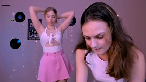 viola_sweet_ online show from 05-20-26, 09:26