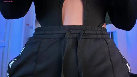 Violett  Everyday From 0530 to 1430 Col Time online show from 09-11-25, 10:48