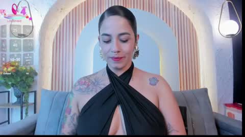 Snapshot of violeet_scottt chatting on 07-10-26, 11:02 Violette online show from 07-10-26, 11:02