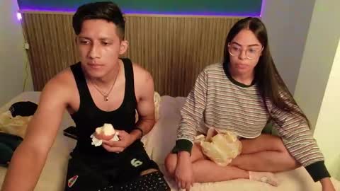 Snapshot of violet_and_dylan chatting on 12-14-25, 12:10 violet_and_dylan online show from 12-14-25, 12:10