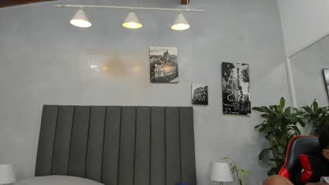 Violet and Myers online show from 09-26-25, 11:20