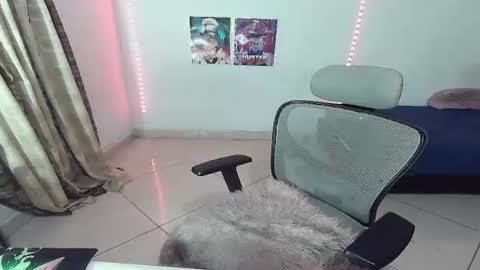 Snapshot of violet_hentai01 chatting on 06-02-26, 01:18 Violete Hentai01 online show from 06-02-26, 01:18