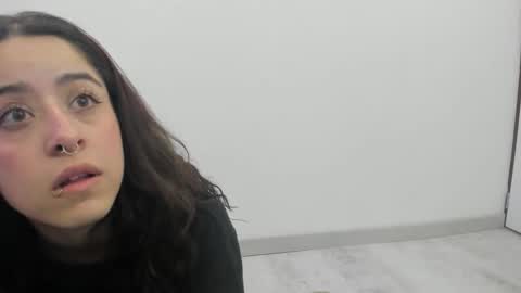 violet_nova2 online show from 01-09-26, 10:00