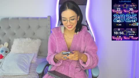 Snapshot of violet_rost chatting on 01-06-25, 02:14 Violet online show from 01-06-25, 02:14