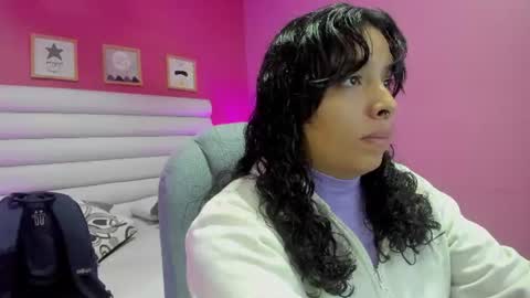 violet_sinclair online show from 06-09-26, 11:44