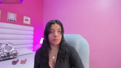 violet_sinclair online show from 06-16-26, 11:24