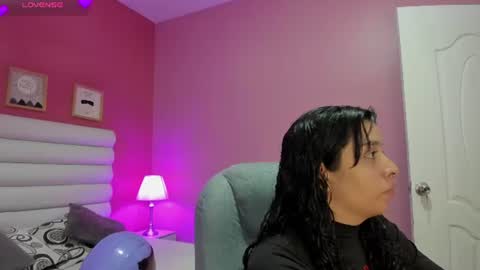 violet_sinclair online show from 06-21-26, 11:02