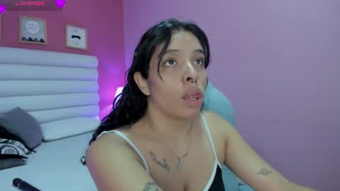 violet_sinclair online show from 07-18-26, 12:09