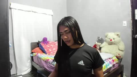 Snapshot of violet_smilies chatting on 07-29-26, 04:21 Violet Rosselane online show from 07-29-26, 04:21