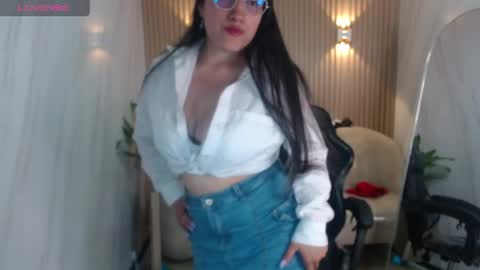 Violet online show from 05-28-26, 08:39