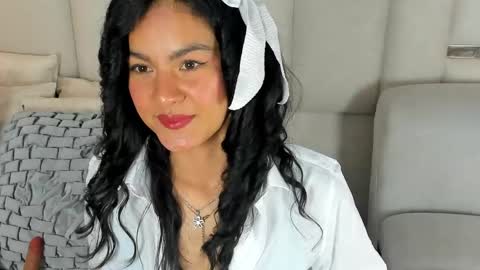 Violet online show from 05-16-26, 04:20