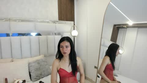 Violet online show from 05-30-26, 04:20