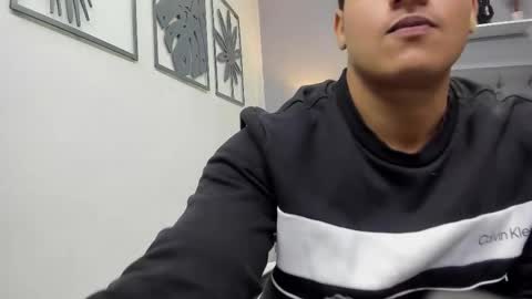 VIOLETA AND MAXX online show from 10-28-25, 02:37