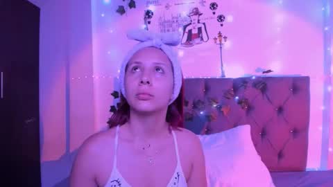 Violeta online show from 03-25-26, 10:32