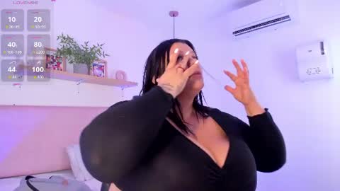 Violeta Candy online show from 07-14-26, 05:12