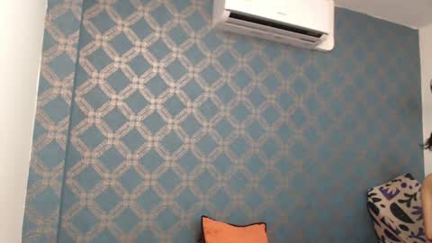 Violeta  online show from 01-05-25, 01:13