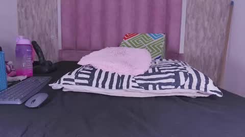 violeta london online show from 09-09-25, 11:54