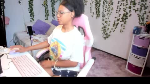 Violeta online show from 03-31-26, 06:19