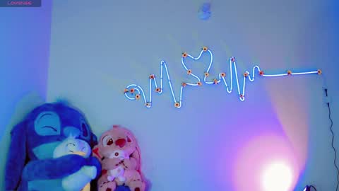 violeta_r_01 online show from 06-09-26, 05:30