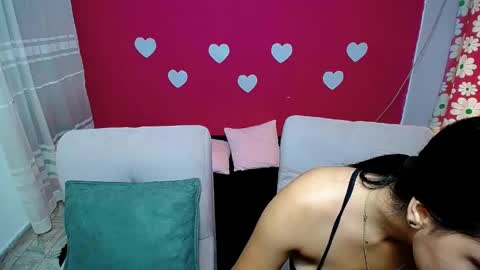 Snapshot of violeta_rouses chatting on 05-07-26, 04:12 violeta_rouses online show from 05-07-26, 04:12