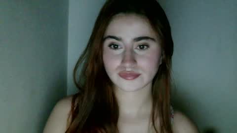 Snapshot of violeta_rouss chatting on 07-31-26, 07:52 Violeta Rouss online show from 07-31-26, 07:52
