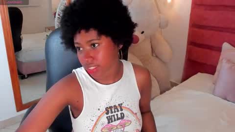 Snapshot of violeta_ruizz chatting on 11-06-25, 12:17 Violeta Ruiz online show from 11-06-25, 12:17