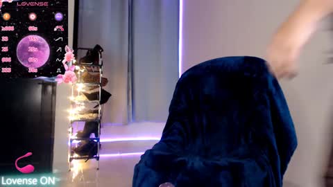 Violetta Morningstar online show from 01-28-25, 10:34