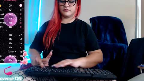 Violetta Morningstar online show from 02-21-25, 03:45